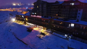 Hotel Club-2100